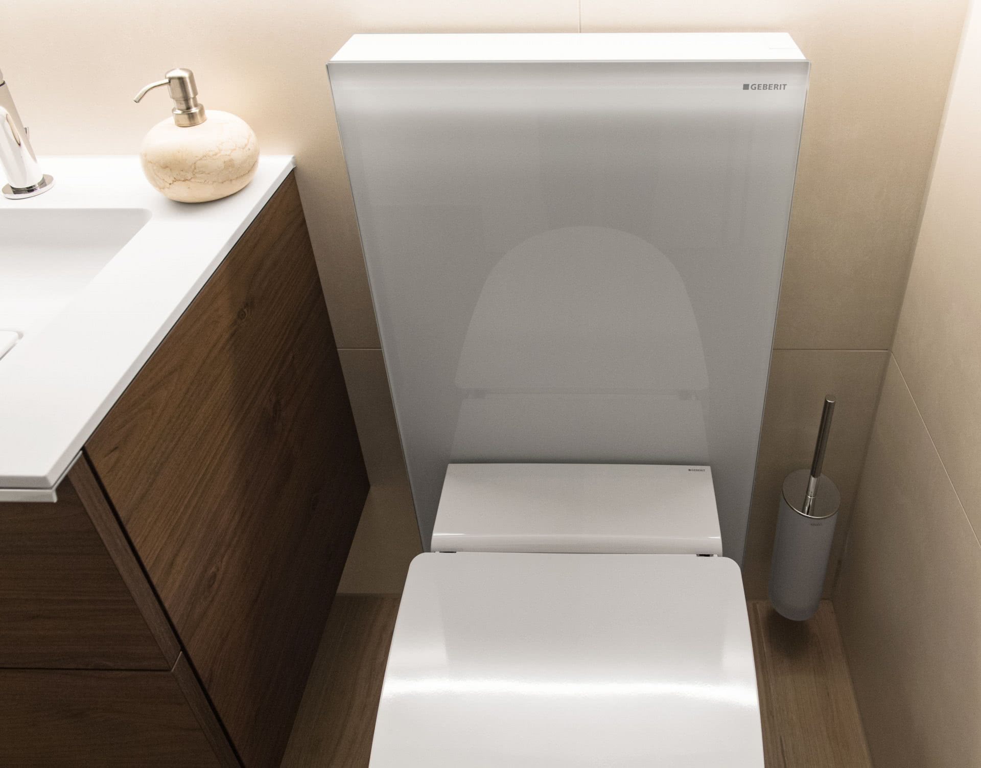 Bad Umbau neues WC Geberit Aktuell BadeWelten